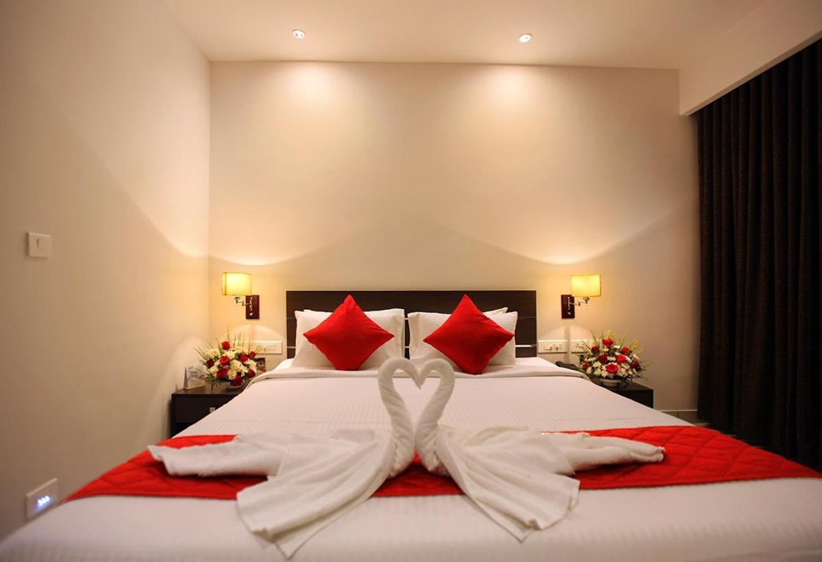 Hotel San Коллам Экстерьер фото